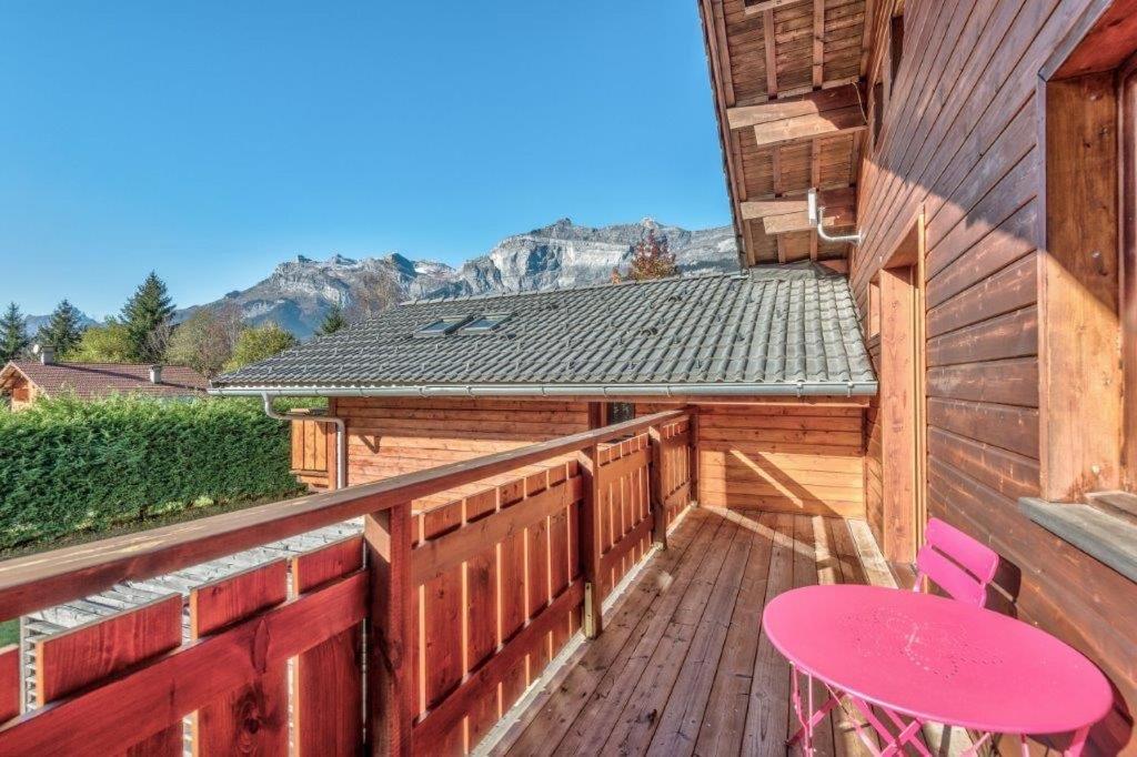 Appartement Avec Jacuzzi Dans Chalet Prive, Grande Terrasse, Parking Gratuit Les Houches Eksteriør bilde
